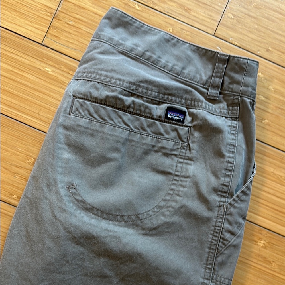 Women’s Patagonia Gray Capri Pants